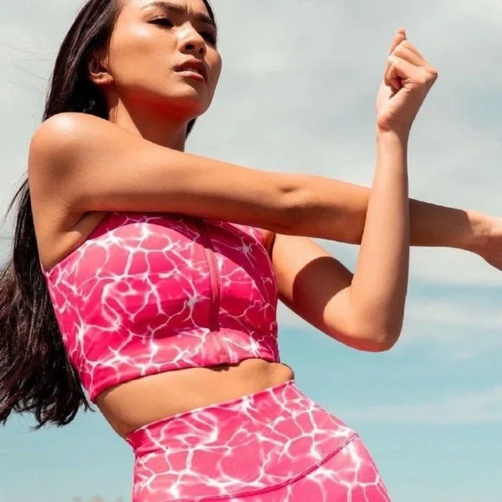 BuffBunny Limitless‎ Zip Sports Bra Reflection Print